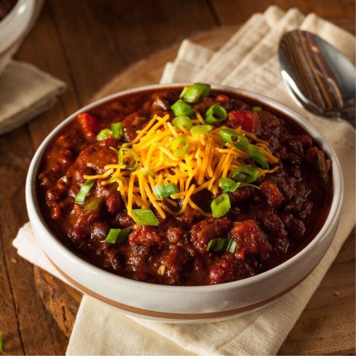 How to Thicken Chili in 4 Different Ways