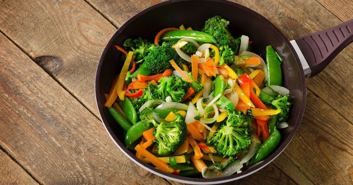 How to saute peppers ( 3 ingredients)