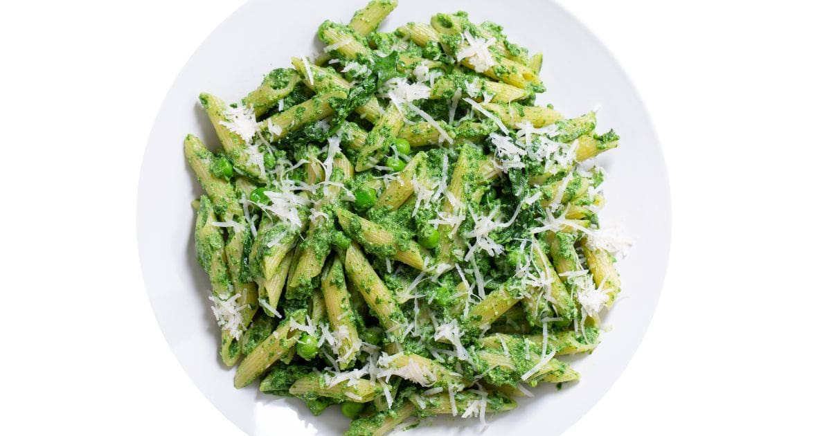 15 Delicious Spinach Pasta Recipes (#8 Is So Easy!)