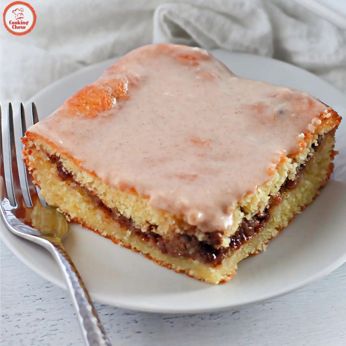 Honey Bun Cake Recipe Gooey Cinnamon Creamy Frosting honey-bun-cake-recipe-gooey-cinnamon-creamy-frosting