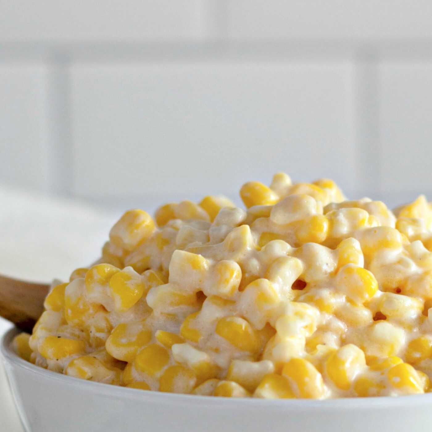 Slow Cooker Creamy Corn