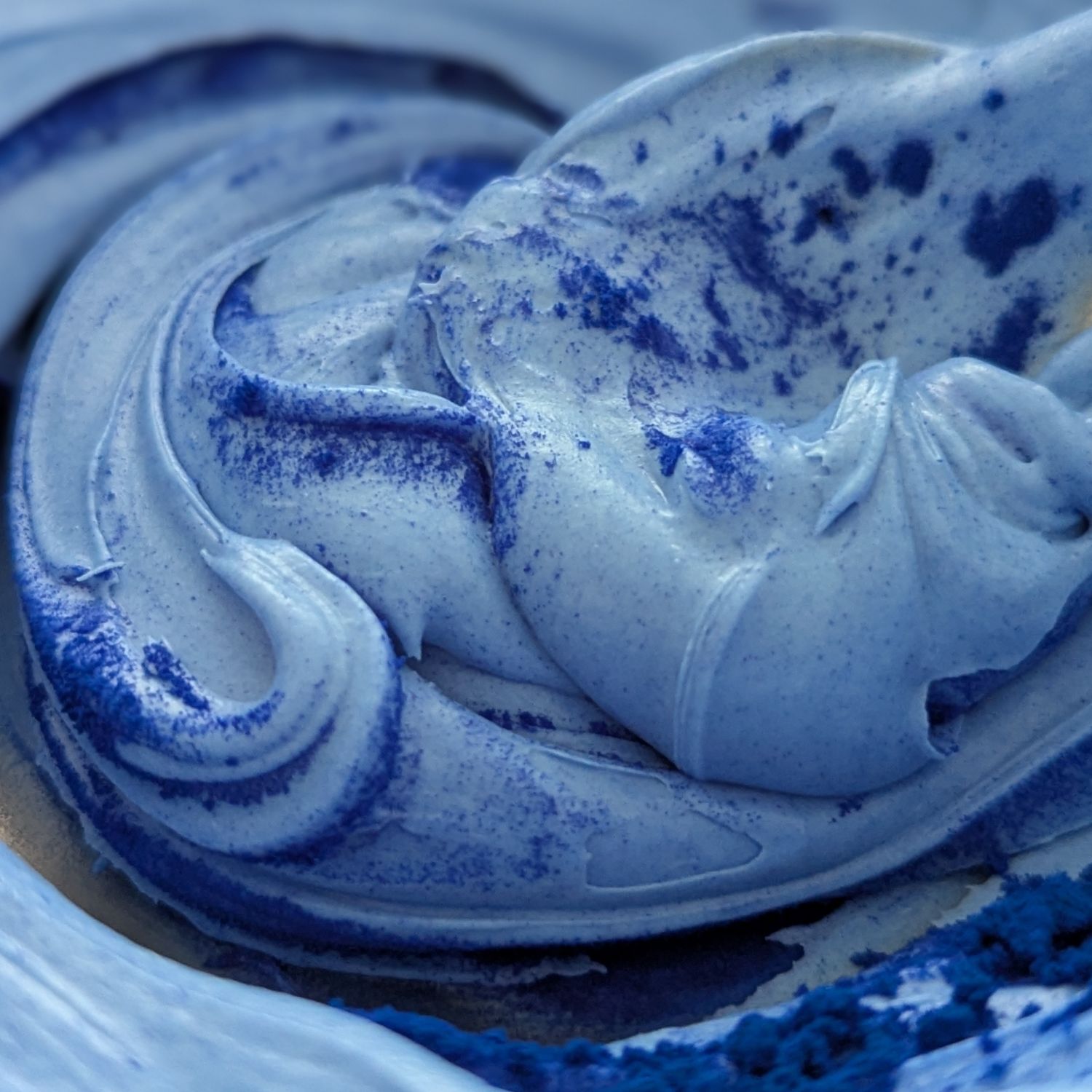 How to Make Blue Chocolate Without Food Coloring