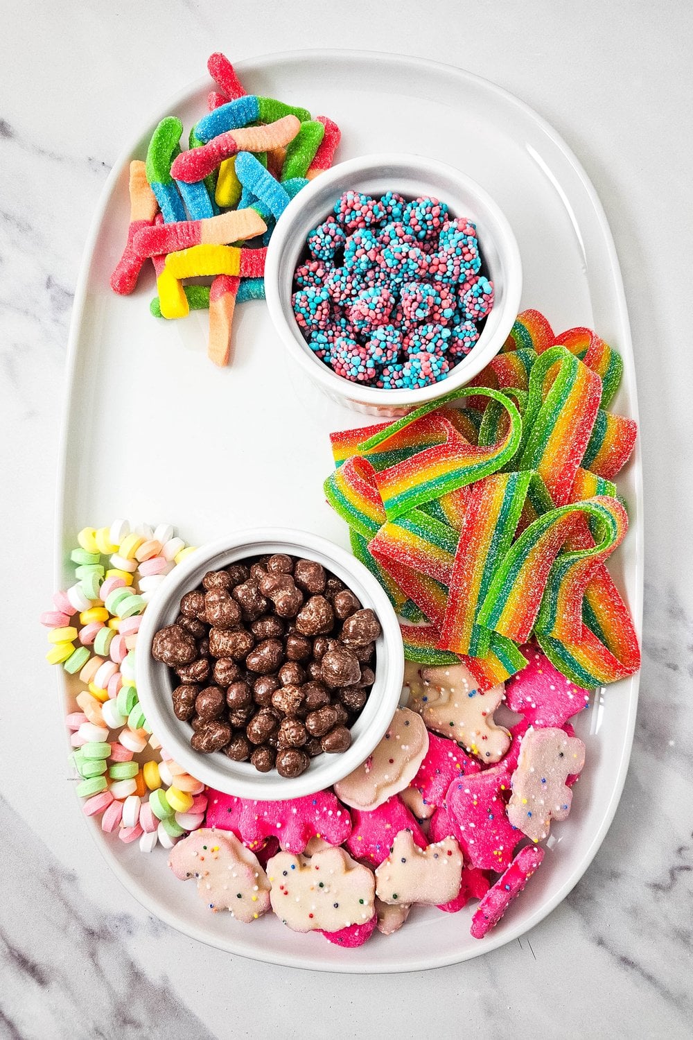 Candy bracelets on the kids birthday charcuterie board