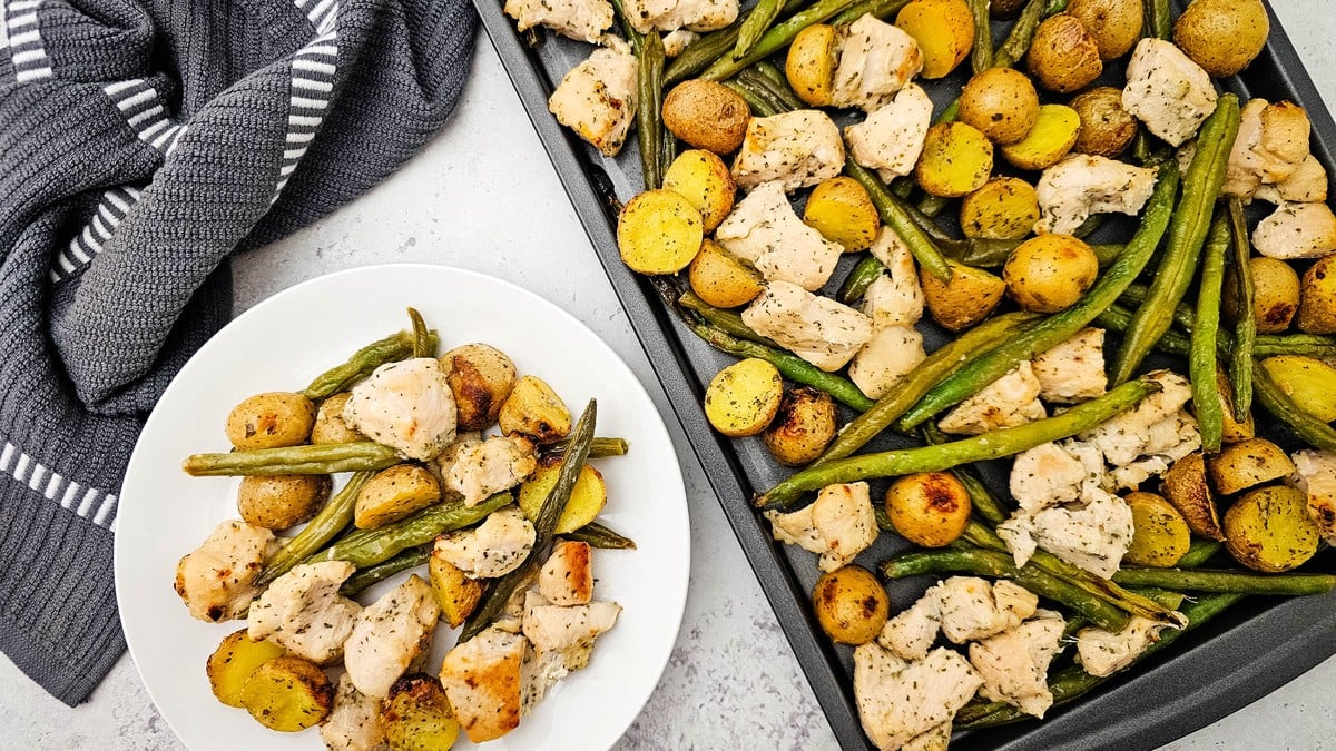 Ranch Chicken Sheet Pan Dinner That&rsquo;s Ready in 30 Minutes