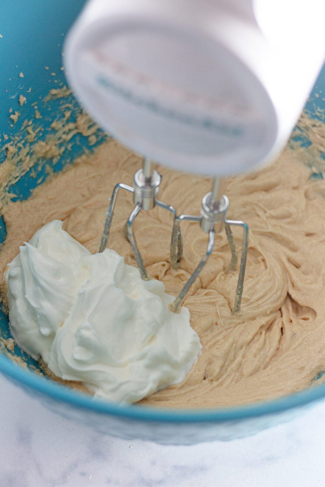 Peach streusel muffins add sour cream