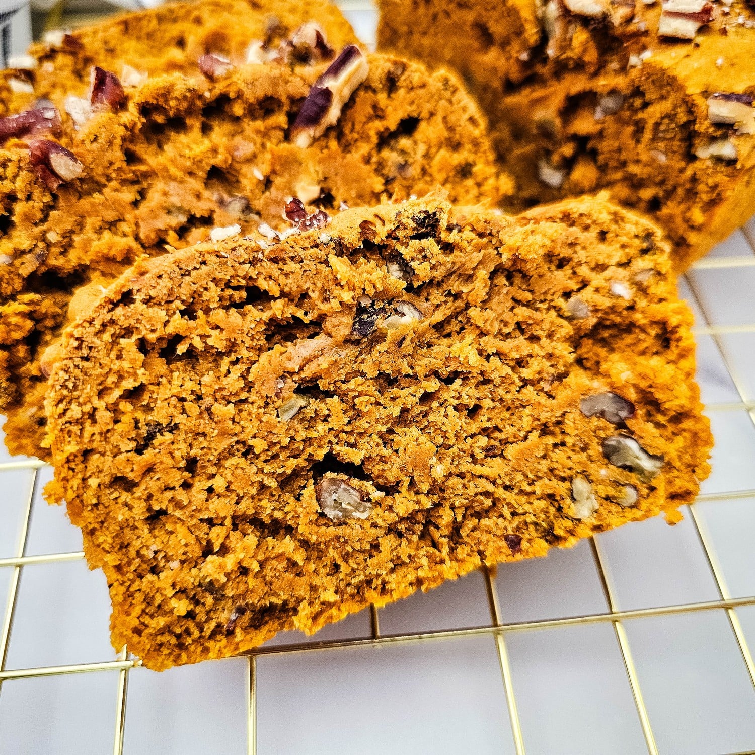 3 Ingredient Pumpkin Bread (Spice Cake Mix, Canned Pumpkin)