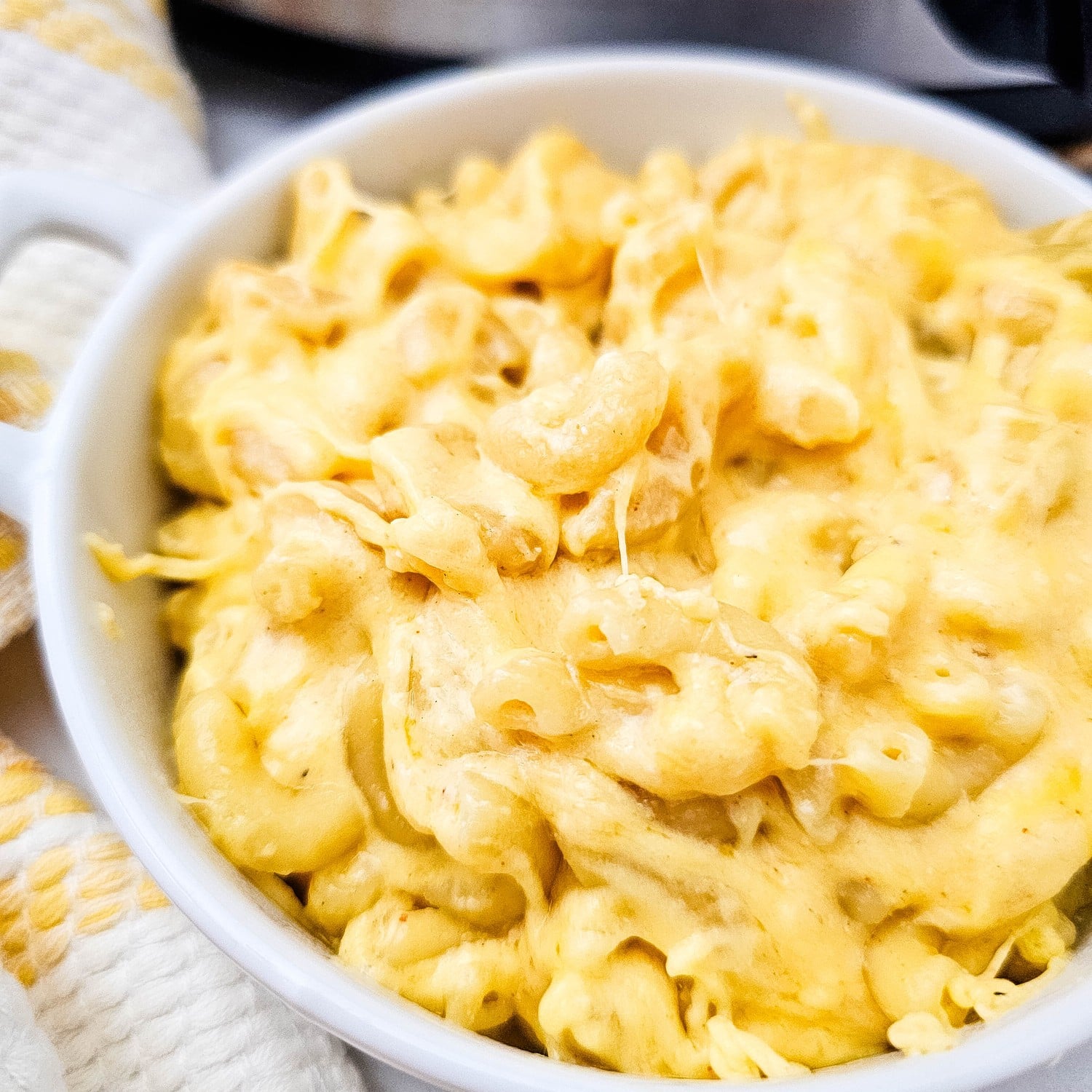 Crockpot Mac And Cheese Recipe (No Boiling The Noodles)