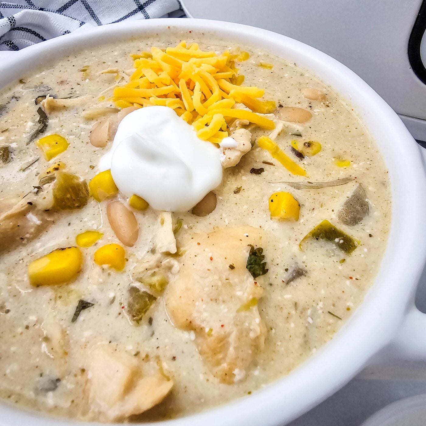 Crockpot White Chicken Chili With Cream Cheese