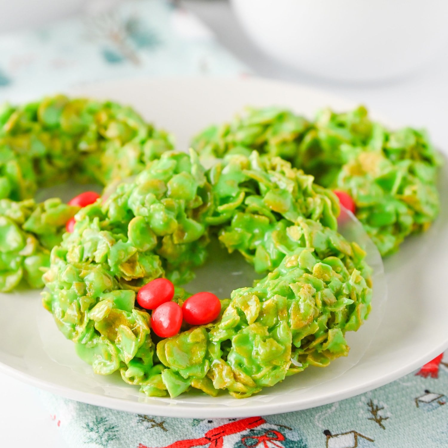 Cornflake Wreaths close up