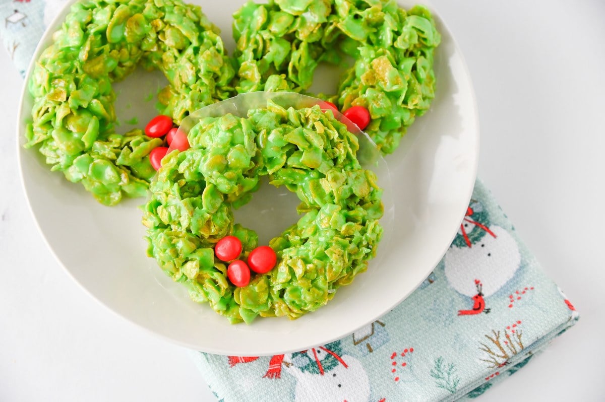 Cornflake Wreaths, overhead plate