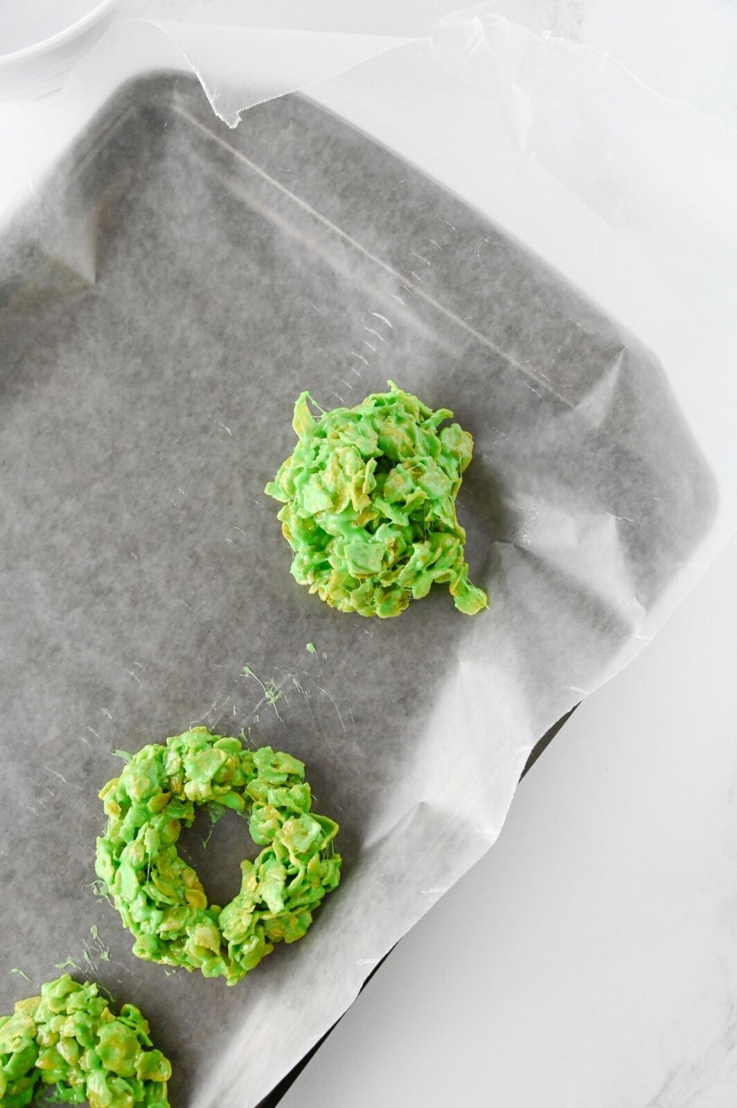 Cornflake Wreaths: portions on parchment